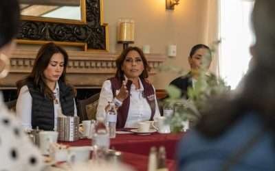 Brinda Claudia Agatón respaldo a mujeres emprendedoras