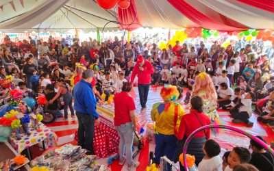 Festeja Sindicato de Burócratas de Ensenada a niños de sus agremiados