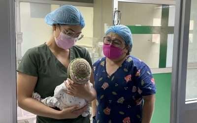 Fuera de peligro bebé atacada por su mamá en clínica del IMSS en Ensenada