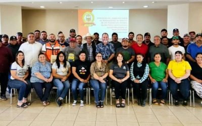 Capacitan a empleados de Gobierno de San Quintín curso sobre estatutos del Sindicato de Burócratas