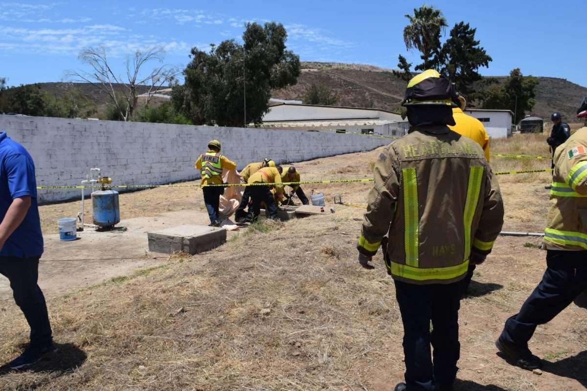 bomberos recuperan a menor