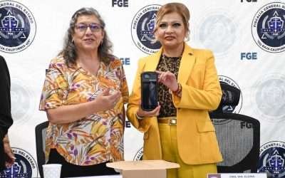 Donan a FGE escáneres de huellas dactilares para identificación humana