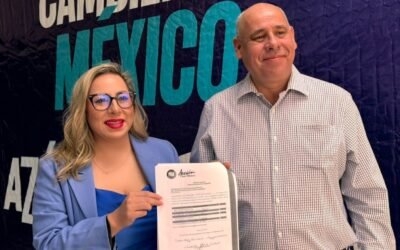 Presenta Lizbeth Mata carta de intención para dirigir el PAN en Baja California