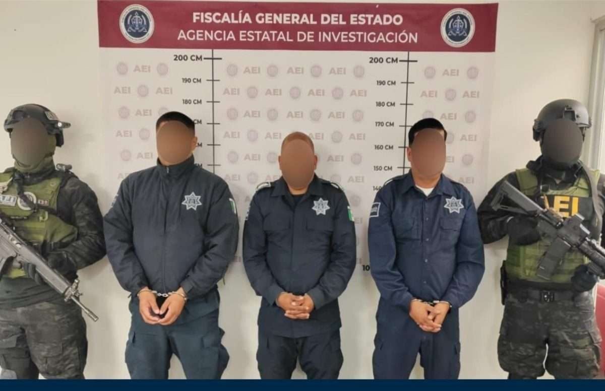 policias detenidos