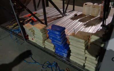 Decomisan agentes del CBP autobús cargado de cocaína en Garita de San Ysidro