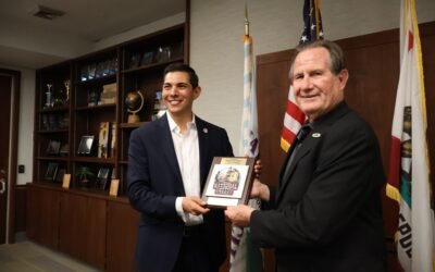 Suma Román Cota esfuerzos con National City por el bienestar de los tecatenses