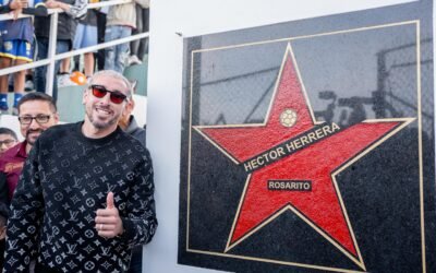 Regresa Héctor Herrera a sus raíces; Asignan su nombre a canchas de fútbol en Rosarito