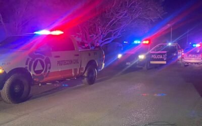 Evacúan a familias del Ejido Uruapan por incendio forestal