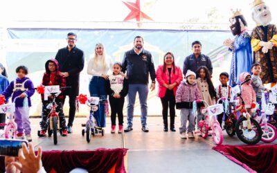 Celebra alcalde Ismael Burgueño Festival de Día de Reyes con niñez tijuanense