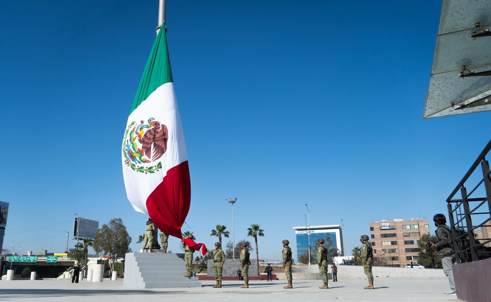 Dia de la Bandera Tijuana Día de la Bandera Tijuana