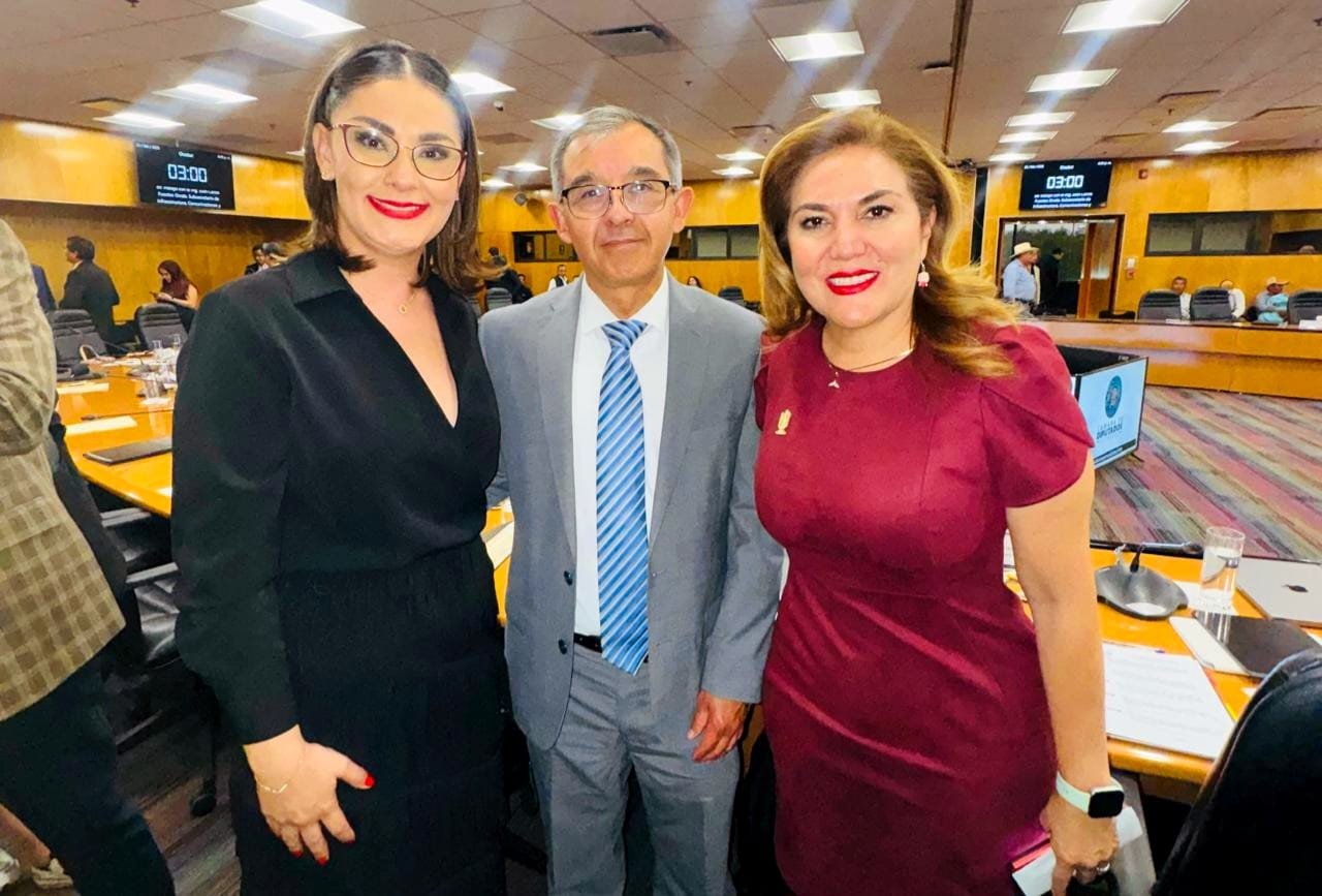 Claudia Moreno Claudia Moreno
