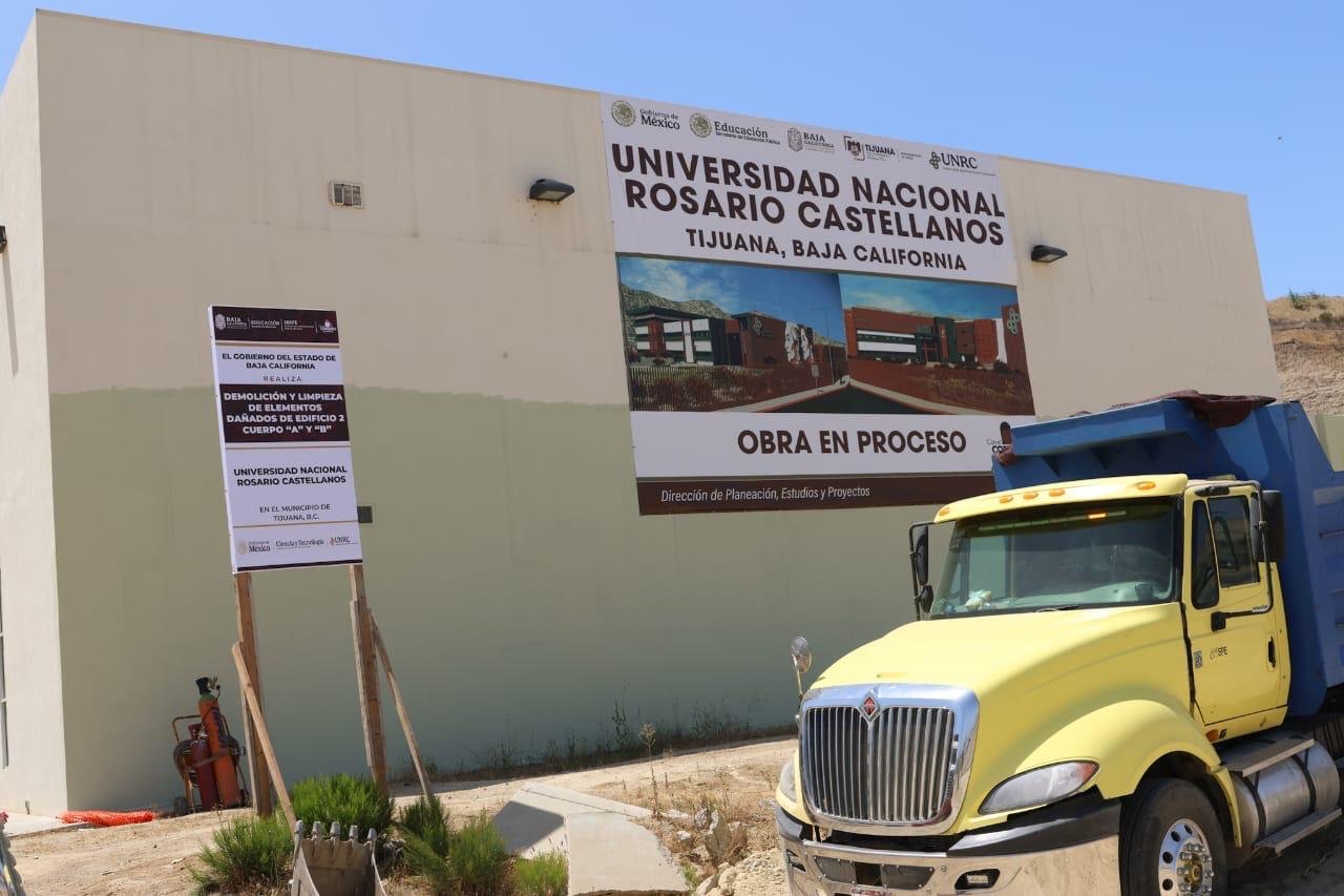 Universidad Rosario Castellanos Universidad Rosario Castellanos