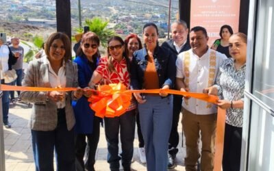 Inauguran Gobierno de Ensenada e INMUJER Punto Naranja en La Bufadora