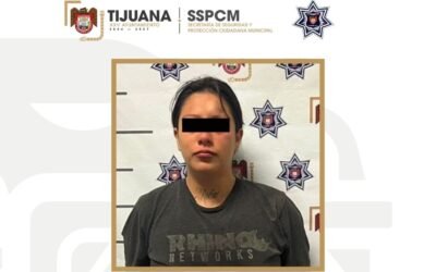 Capturó Policía Municipal de Tijuana a mujer por apuñalar a su pareja