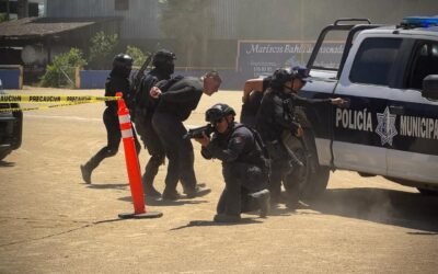 Concluyen policías municipales capacitación de Grupo de Reacción