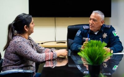 Paga Gobierno de Ensenada finiquito a viuda de oficial Gómez