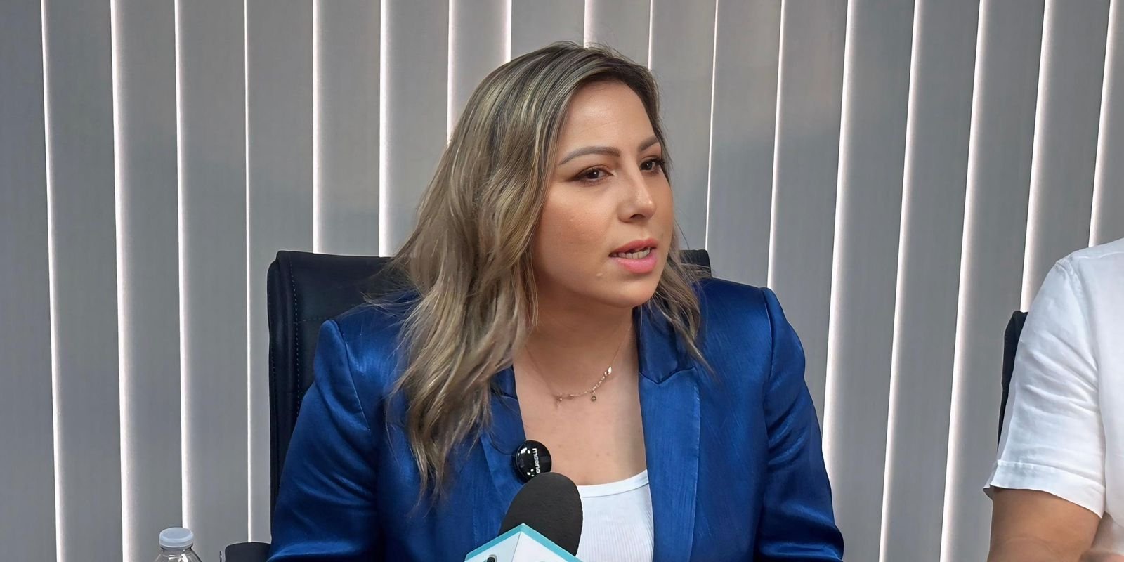 Lizbeth Mata Lizbeth Mata