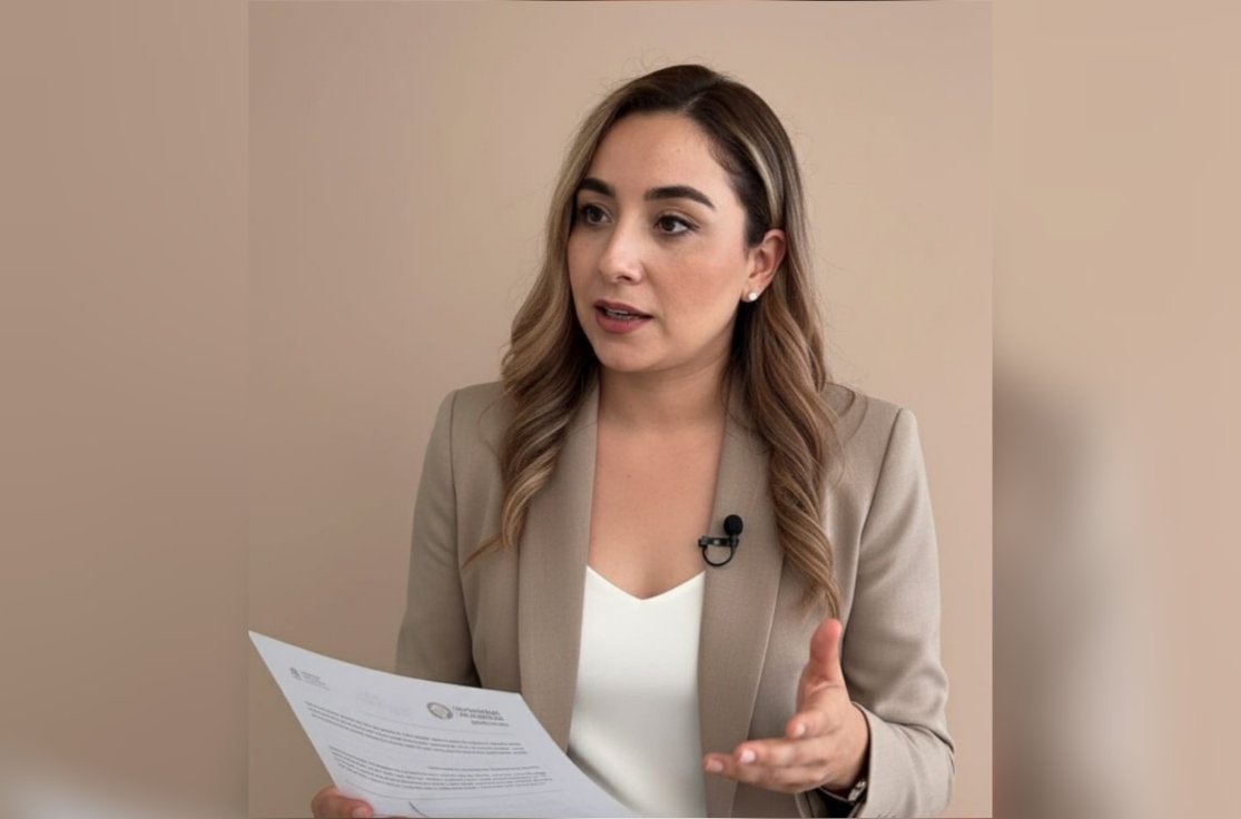 Daniela Salgado  Daniela Salgado