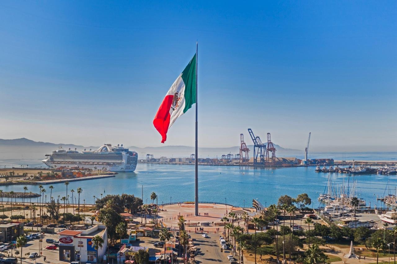 bandera Ensenada