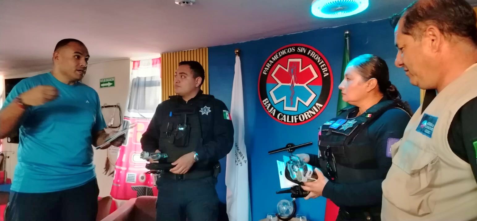 Reconocen a Policías Municipales por salvar vidas