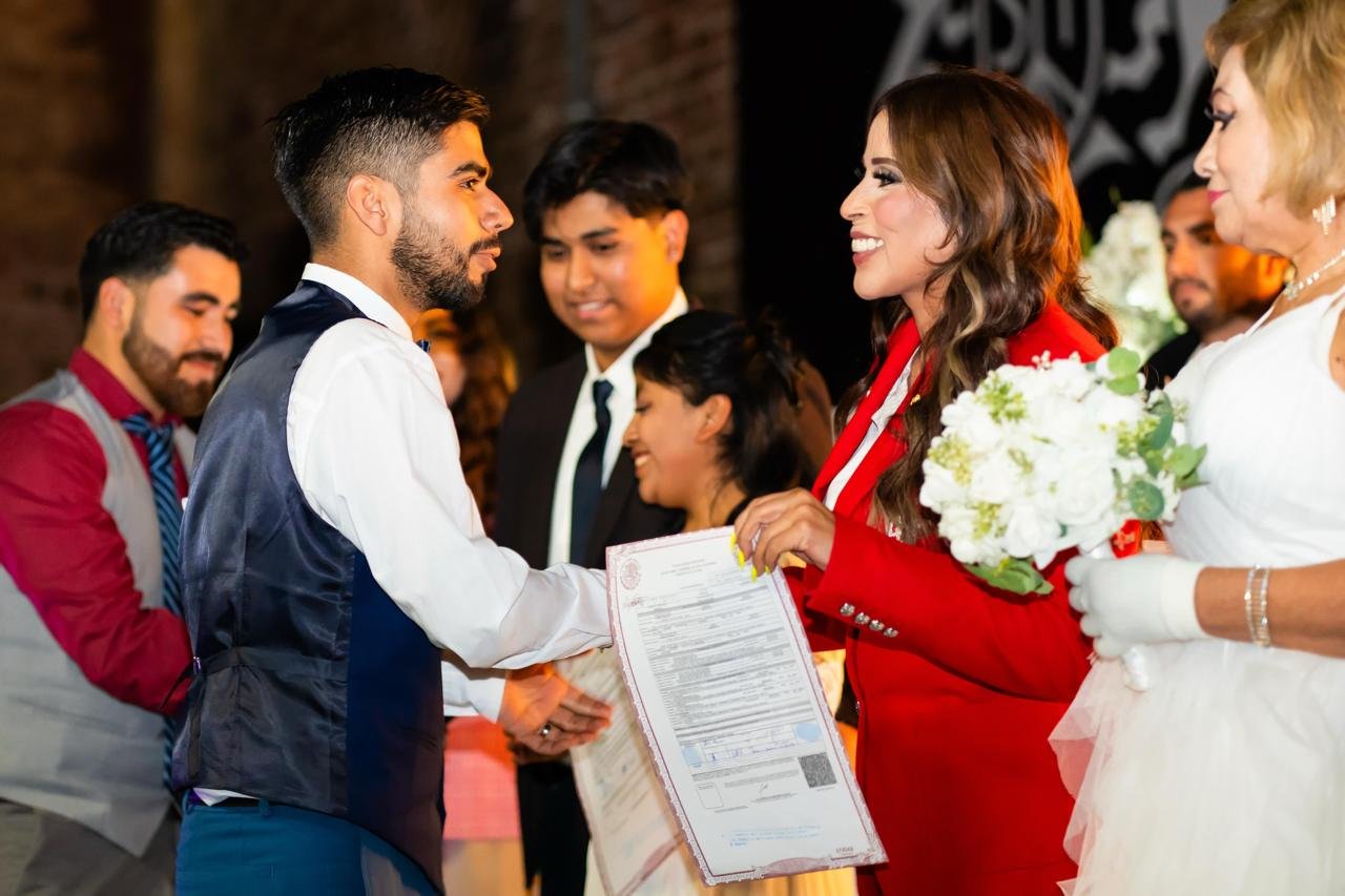 Matrimonios Claudia Agatón