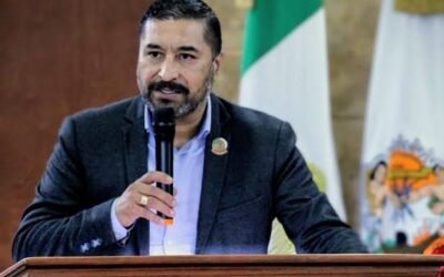 ¨Honor a los caídos, reconocimiento a policías retirados y en activo¨: Diputado Ramón Vázquez