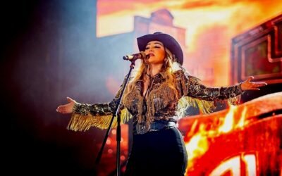 Más de 25 mil personas disfrutaron de Alicia Villareal en 2do día de Carnaval de Ensenada