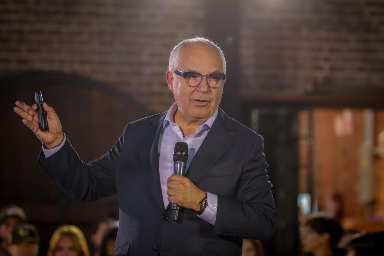 Alfredo Álvarez