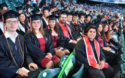 Graduados de CETYS celebran en Seattle obtención de doble grado internacional