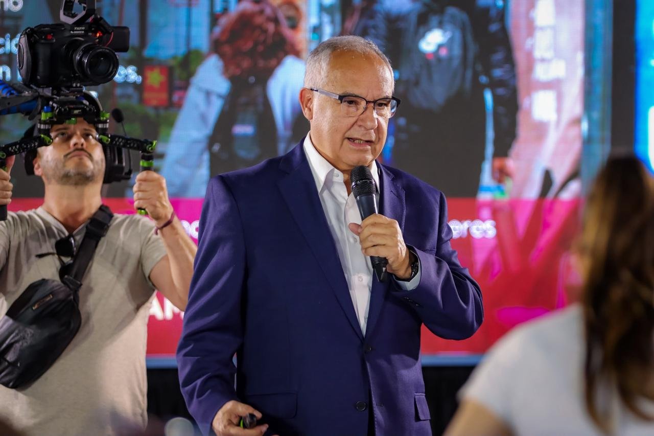 Alfredo Álvarez 