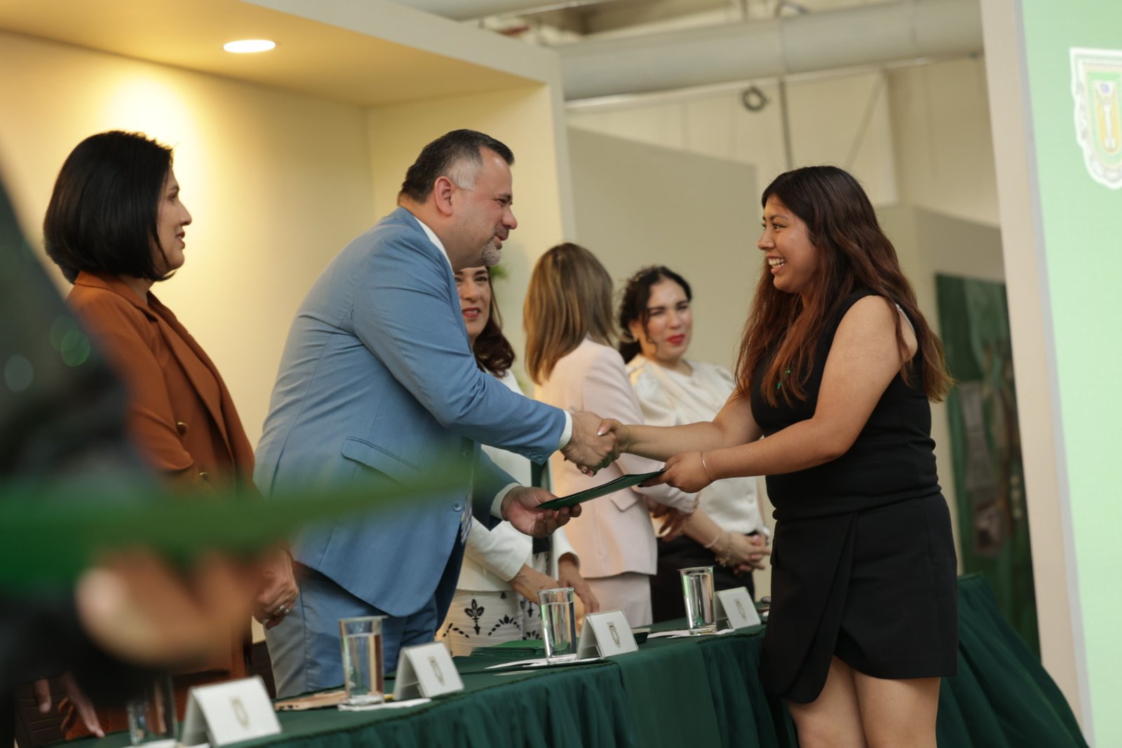 Reconoce UABC liderazgo femenino