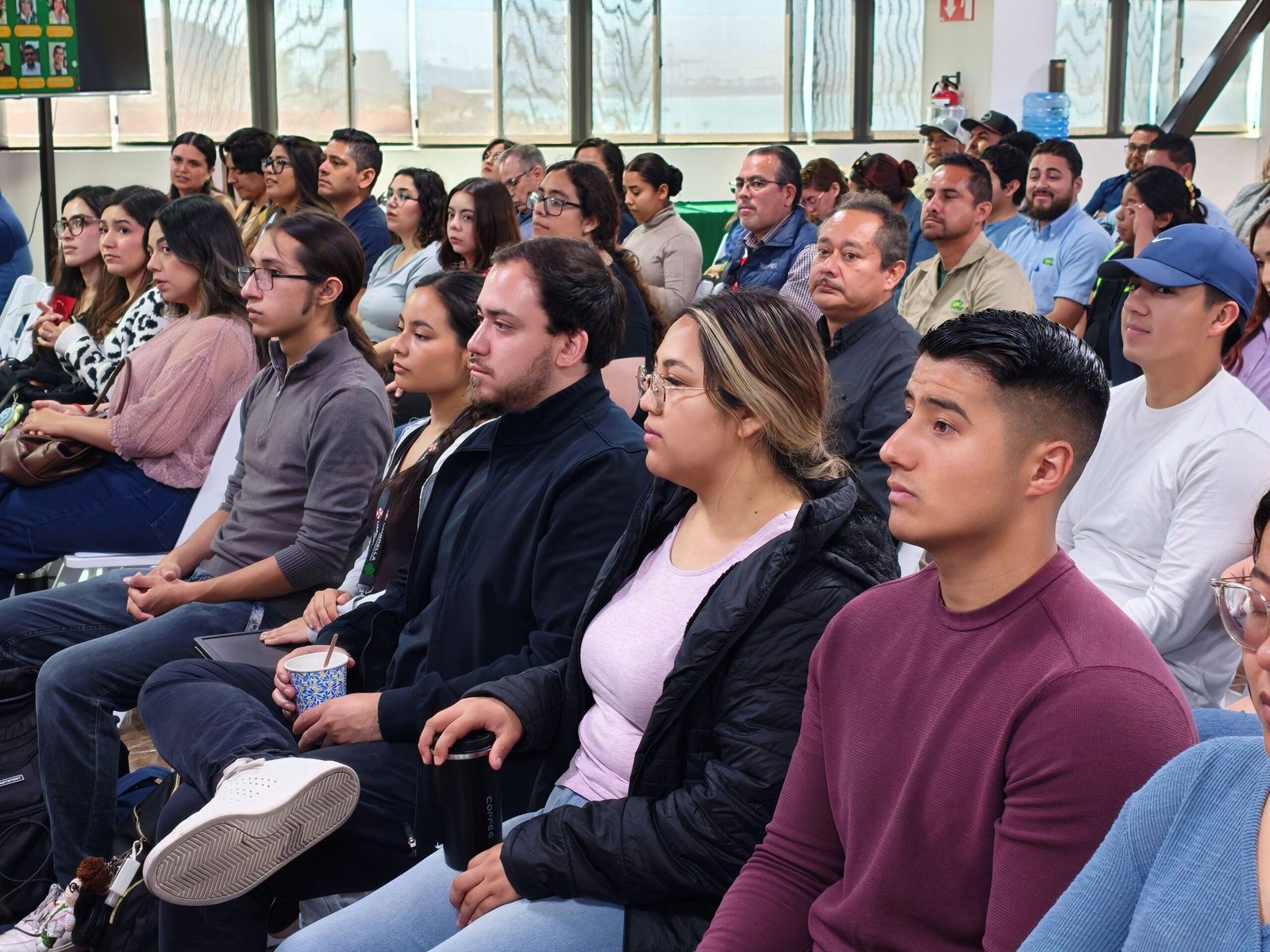 estudiantes UABC