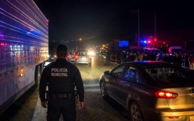Liberaron autoridades bloqueo en Carretera de San Vicente